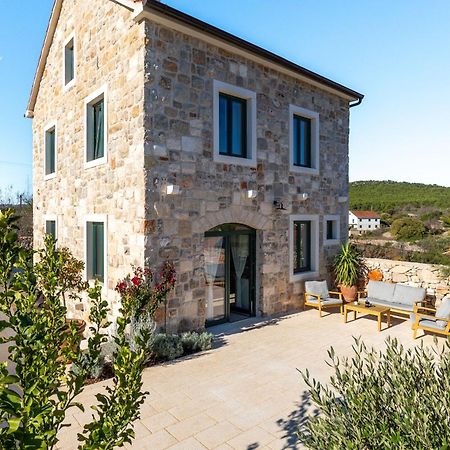 Villa Sjora - "Autentic Dalmatian Stone Villa With Private Garden & Bbq" วรอสกา ภายนอก รูปภาพ